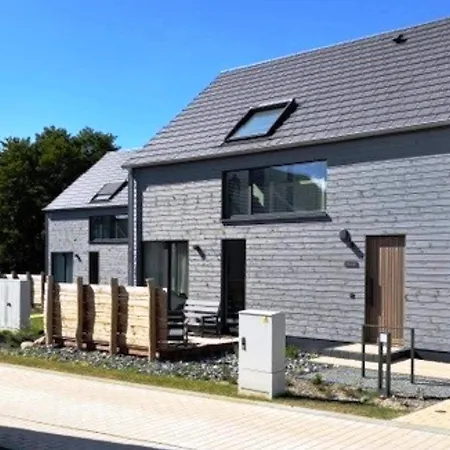 펜션 Familienhaus Mit Terrasse Auf Ruegen 사가드