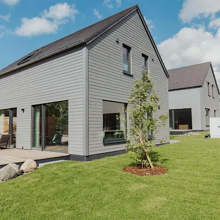 Familienhaus Mit Terrasse Auf Ruegen *