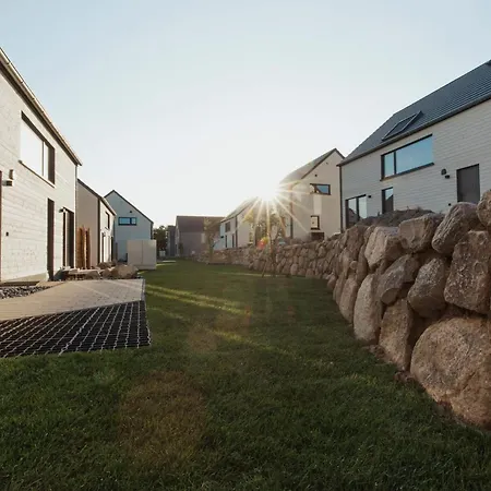 Familienhaus Mit Terrasse Auf Ruegen Prázdninový dům Sagard