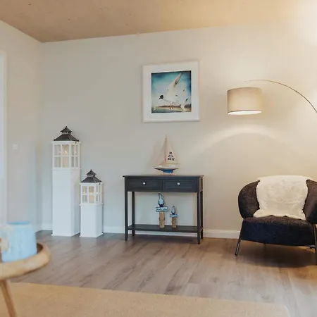Familienhaus Mit Terrasse Auf Ruegen Prázdninový dům