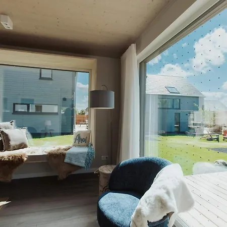 Familienhaus Mit Terrasse Auf Ruegen 펜션 사가드
